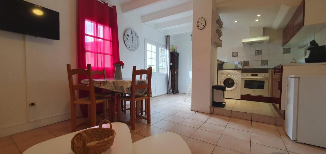 Un Petit Coin De France : A Cote De La Cite Medievale Apartment Carcassonne Exterior photo